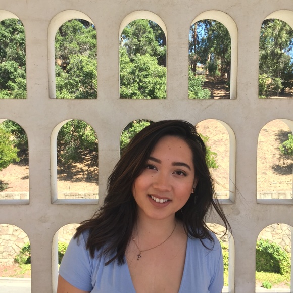 Meet your Posher, Kim - Picture 3 of 3